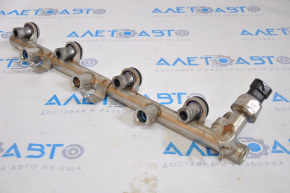 Left fuel rail for Cadillac CTS 14-3.6 with sensor