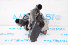 Cooling pump with thermostat housing assembly VW Golf 15-19 1.8T