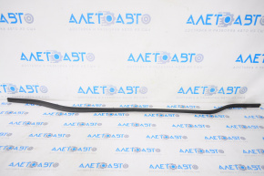 Windscreen wiper grille seal central VW Golf 15-21