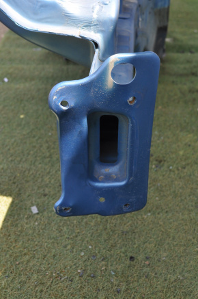 Front right quarter Hyundai Tucson 16-18 blue, dented side member and wing fastening