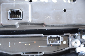 Climate control Nissan Rogue 17-20 auto
