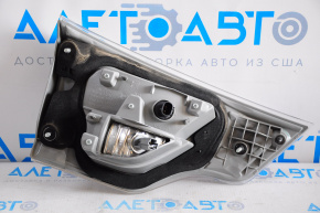 Light inside trunk door right Toyota Highlander 14-16 NFL
