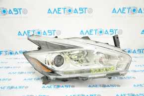 Headlight front right Nissan Murano z52 15-18 bare prerest halogen, dark, broken mount