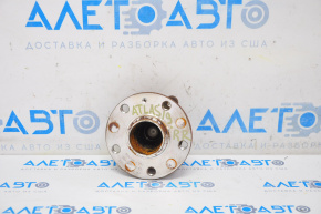 Rear right hub VW Atlas 18-22 FWD