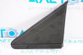 Triangle molding wing plug left Dodge Grand Caravan 11-20 black, no fasteners