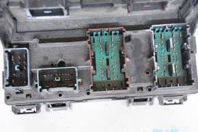 Dodge Grand Caravan 11-14 Underhood Fuse Box