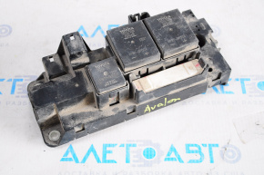 Toyota Avalon 13-18 VVB fuse box