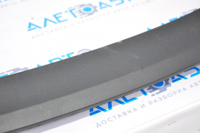 Rear left wing arch trim VW Atlas 18-20 pre-rest scratches