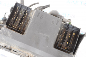 Lincoln MKZ 13-16 Underhood Fuse Box