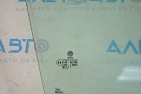Front right door glass for a VW Passat b7 12-15 USA