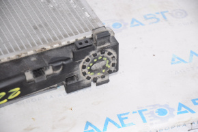 Radiator cooling water Toyota Highlander 14-16 3.5 broken mount