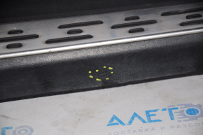 Left side step threshold Toyota Highlander 14-19 dented