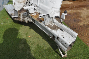 Front left quarter VW Atlas 18-24 25 white, breakage of the amplifier mount