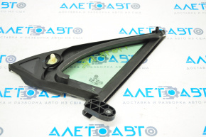 Front right triangle door glass for a VW Tiguan 18-24