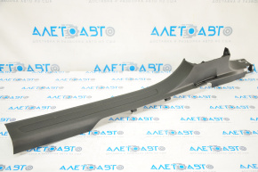 Door sill trim front right VW Tiguan 18-24 black, broken fastener, crack
