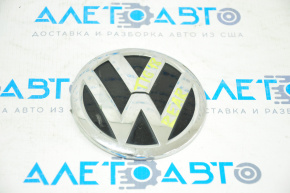 VW emblem trunk door VW Tiguan 18-21