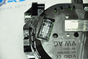 Instrument cluster VW Tiguan 18-21 SE, 61k, broken mount, scratches