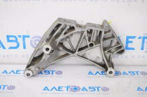 Engine mount bracket right VW Tiguan 18-24