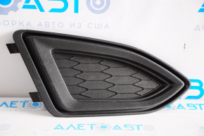 Right fog light cover for Ford Edge 15-18 pre-restoration