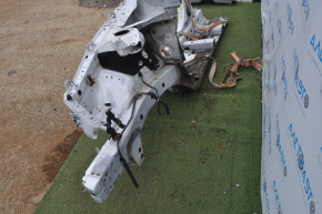 Front right quarter Lexus ES350 07-10 with center pillar