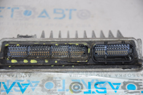 Block ECU engine computer Toyota Highlander 14-16 3.5 FWD plug clogged, mount broken