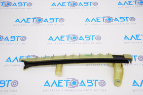 Jeep Cherokee KL 14-23 rear left door glass guide
