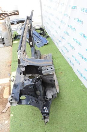 Front right quarter Chevrolet Cruze 16- black, with central pillar, dent, def side member