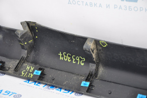 Right threshold Jeep Cherokee KL 14-23 broken fastener, not drilled by the factory, dented
