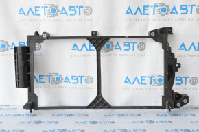 Nissan Leaf 13-17 S plastic square frame between radiators