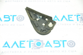 Molding plug wing triangle right Dodge Dart 13-16