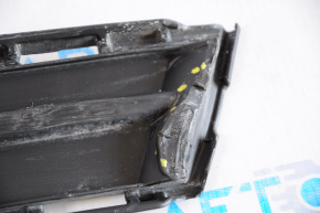 Front bumper grille middle Lexus RX350 RX450h 13-15 rest, tears, dented