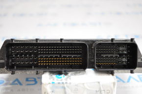 Block ECU engine computer Toyota Prius V 12-15