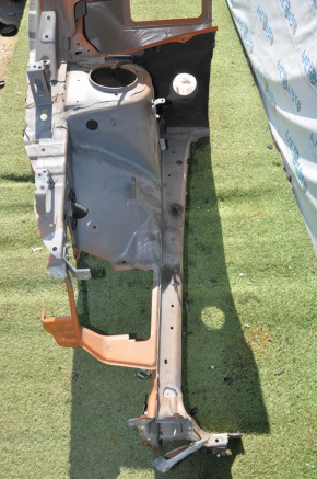 Quarter front right Subaru XV Crosstrek 13-17 orange