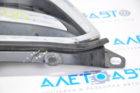 Radiator grill assembly Subaru XV Crosstrek 13-15 with emblem, cracked crepe, scratches