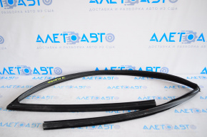 Front left glass seal Nissan Sentra 13-15 prerest
