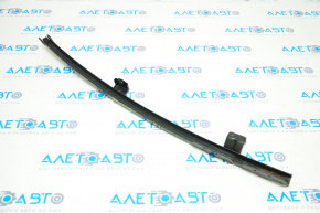 Subaru Outback 15-19 front left door glass guide