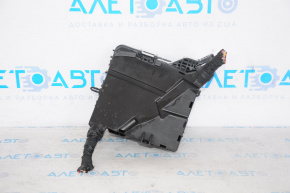 Kia Optima 16- underhood fuse box