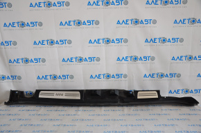 Left threshold Mini Cooper Countryman R60 10-16 is worn, cracked, broken
