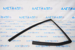 Rear right window seal for Jeep Grand Cherokee WK2 11-22