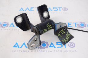 Lower rear left door hinge for Jeep Grand Cherokee WK2 11-22