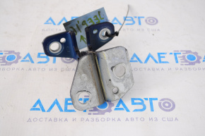 Upper front left door hinge for a Jeep Grand Cherokee WK2 11-22