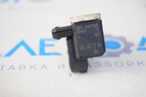 Airbag sensor front right Jeep Grand Cherokee WK2 11-21 on TV