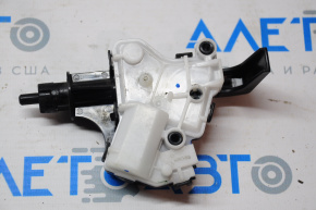 Toyota Highlander 14-19 fuel filler flap lock piece broken off