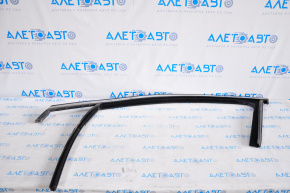 Glass seal with upper molding front left Chrysler 200 15-17