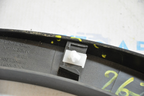 Rear left wing arch trim Ford Escape MK3 13-16 pre-restoration, broken fastener