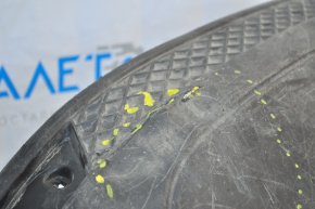 Ford Focus mk3 11-18 4d rear bumper lip broken, tear