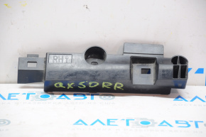 Bracket door trim lower rear right Infiniti QX50 19-20