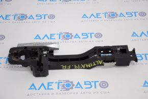Front right door handle mechanism for a 13-18 Nissan Altima