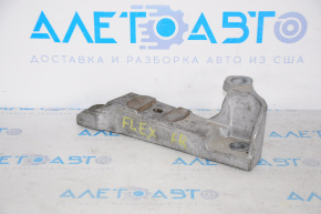 Engine mount bracket right upper Ford Flex 13-19