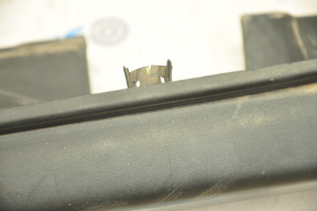 Rear left threshold Jeep Compass 11-16 structure, crack in fastening